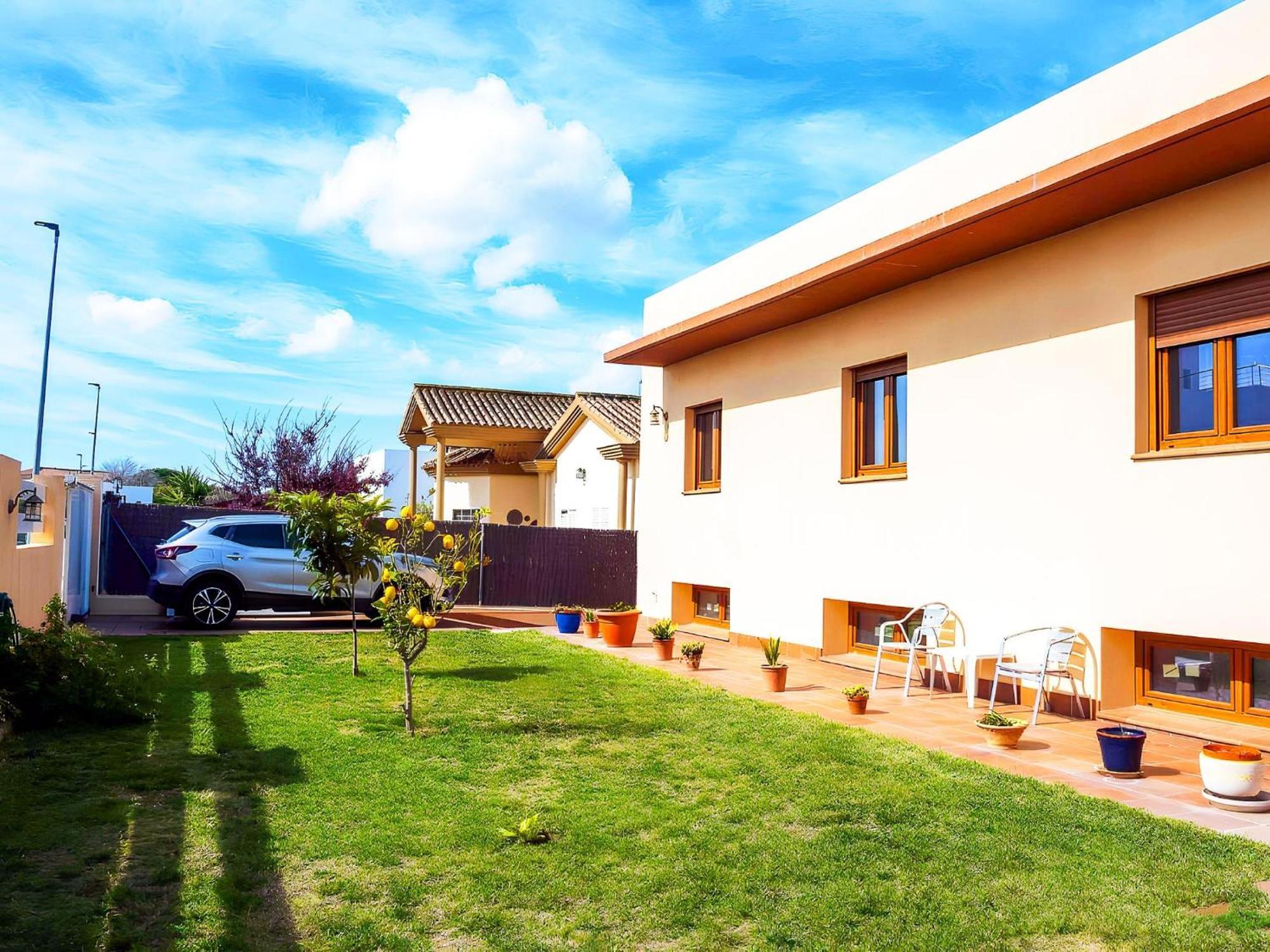 Con Piscina Privada Vistas A Campo De Golf Holiday home