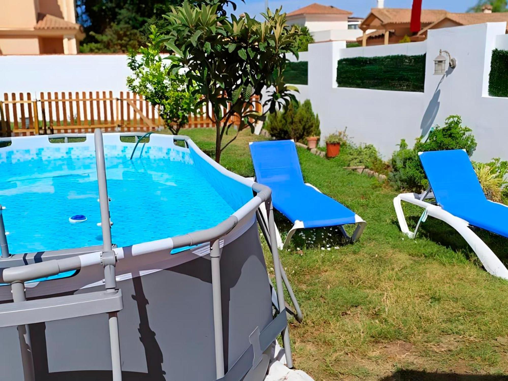 Con Piscina Privada Vistas A Campo De Golf